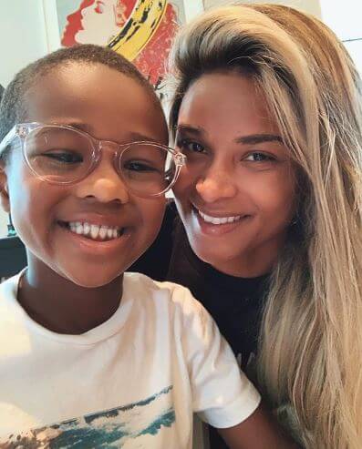Future Zahir Wilburn with his mother, Ciara.